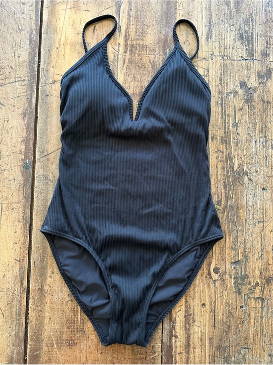 La Vie En Rose Other - NWT La Vie En Rose Black Ribbed One-Piece Swimsuit XS